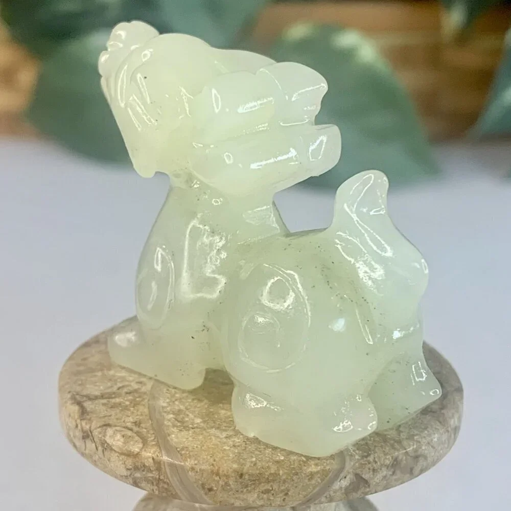 Chinese Jade Foo Dog Pixiu Figurine Carved Mythical Animal Figure Statue Vintage